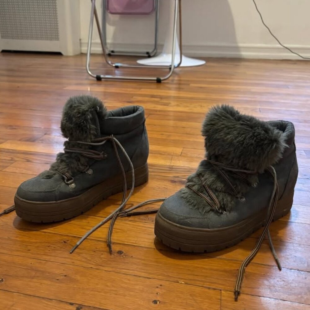 Winter boots Isabel Marant style
